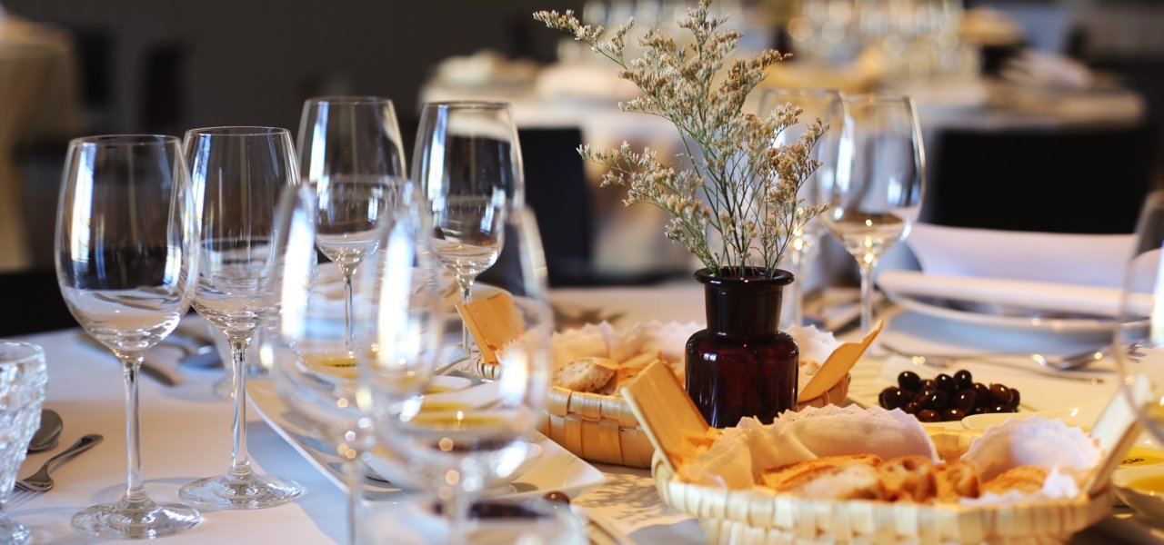 Wine tasting and Petiscos Lunch